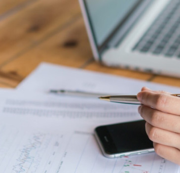 Wykorzystanie danych z Facebook Insights do poprawy targetowania reklam